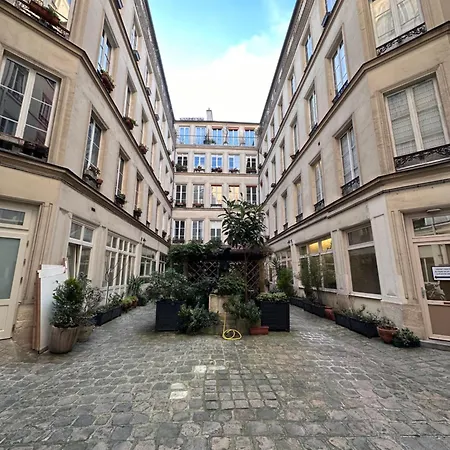 Marais Rooftop Studio - Metro Filles Du Calvaire Appartamento